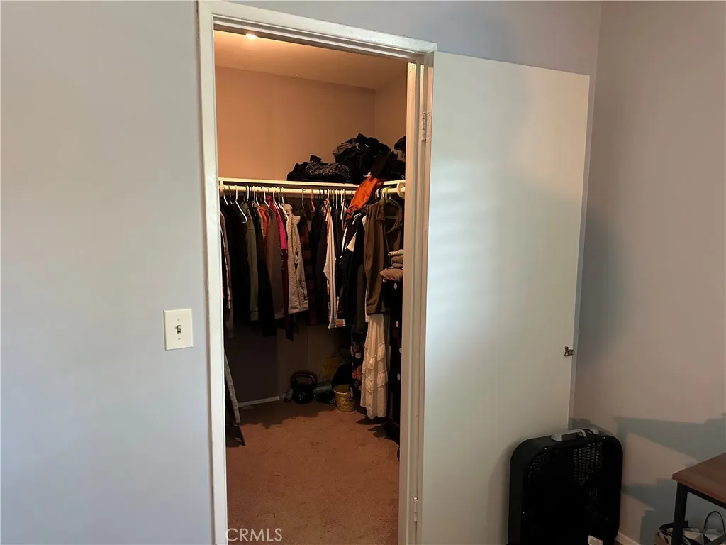 25260 Avenida Dorena, Newhall, California 91321 home-pic-8